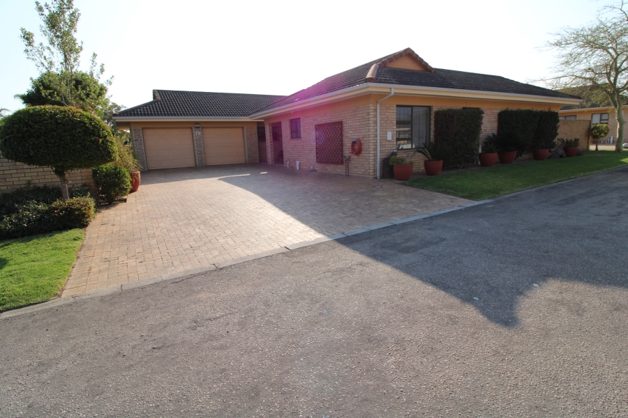 3 Bedroom Property for Sale in Heather Park Western Cape